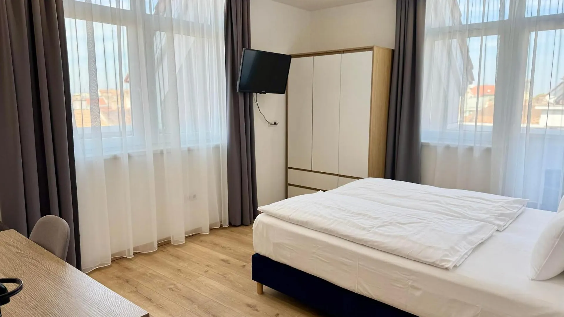 Rooftop City Residence With Deep Garage Budapeşte 0*,  Macaristan