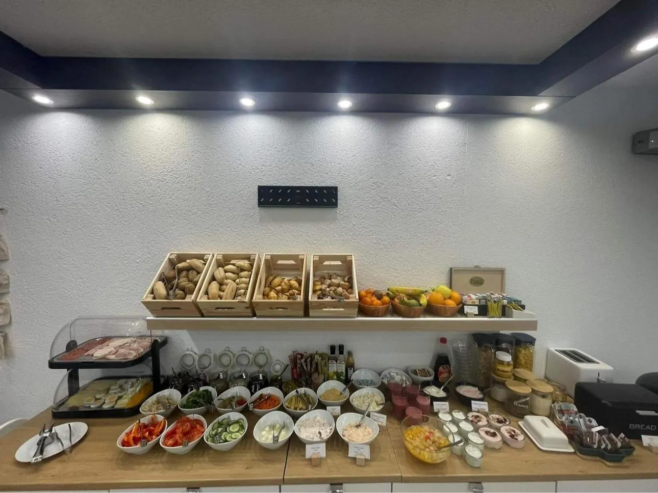 Hostel Rooftop City Residence With Deep Garage Budapeşte