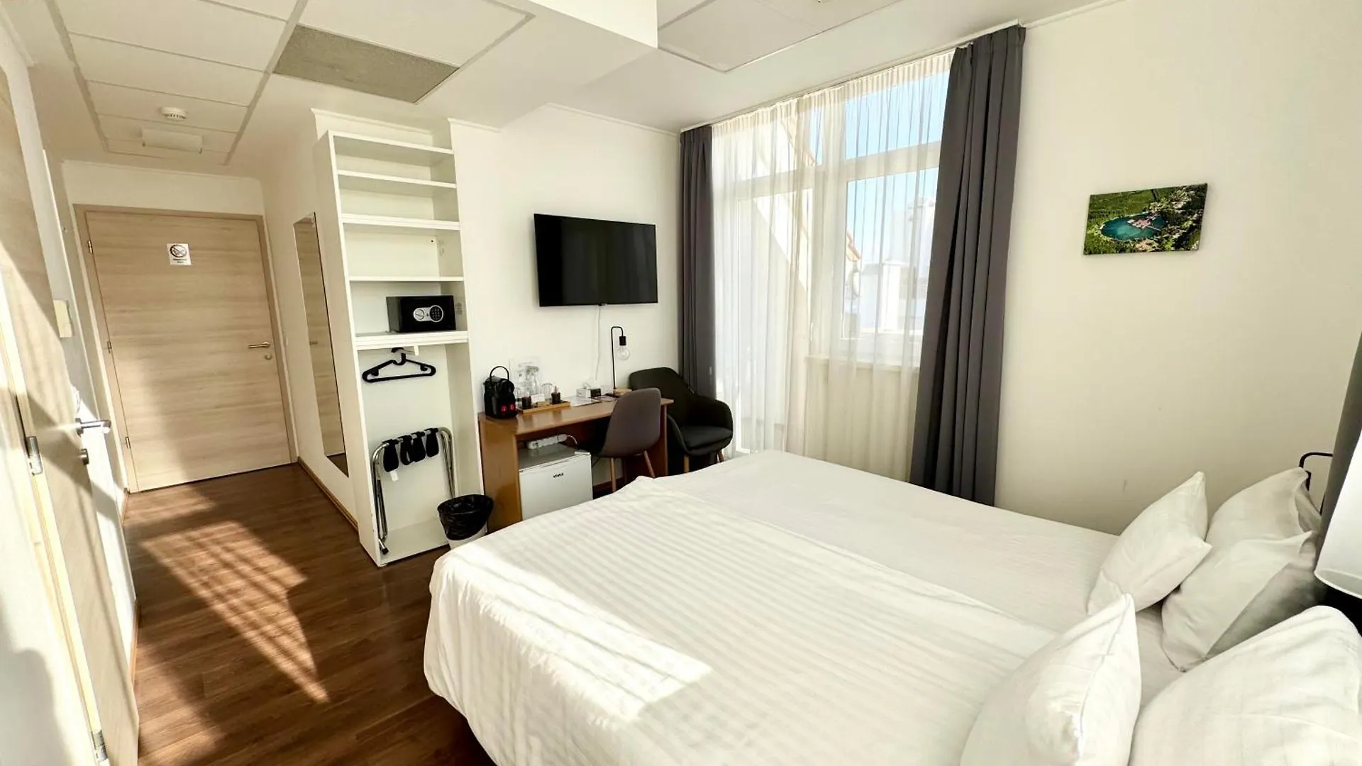 Rooftop City Residence With Deep Garage Budapeşte 0*,  Macaristan