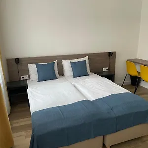 Res Hotel