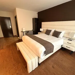Escale 3*, Bruselas Bélgica