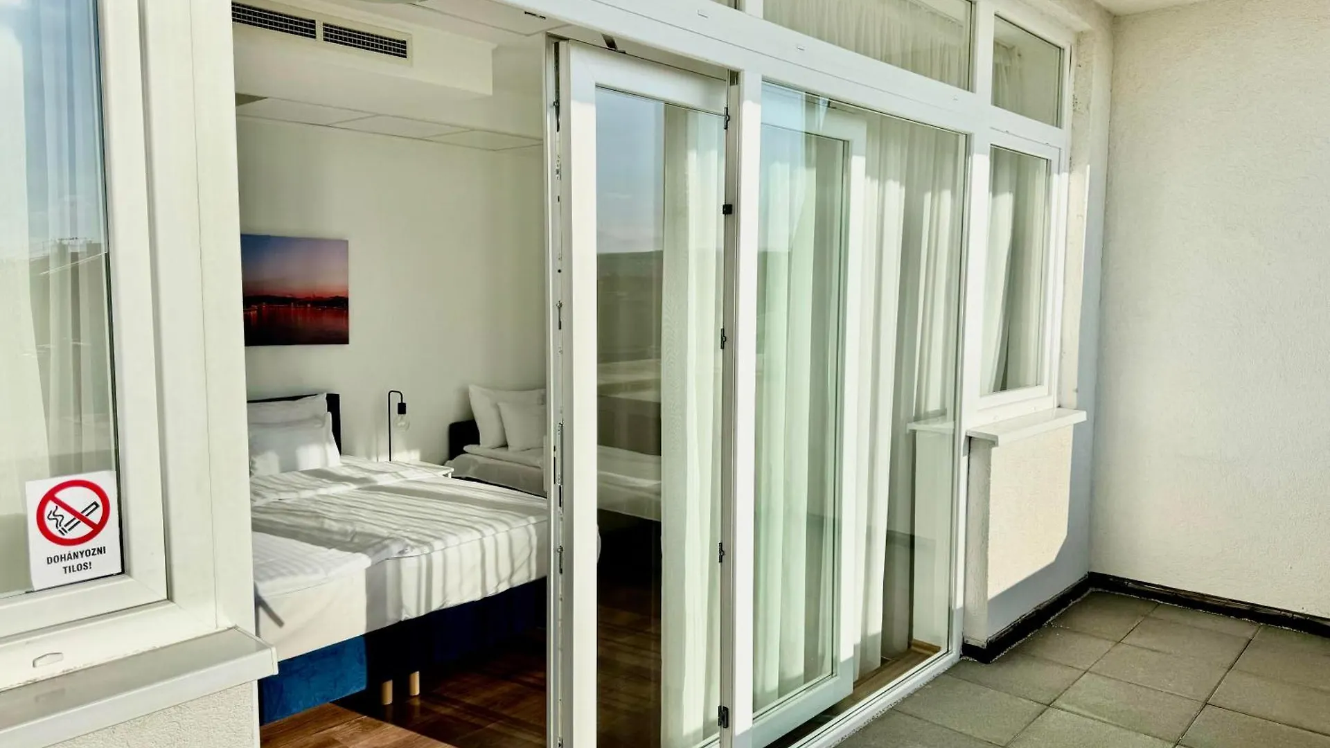 Hostal Rooftop City Residence With Deep Garage Budapest Hungría
